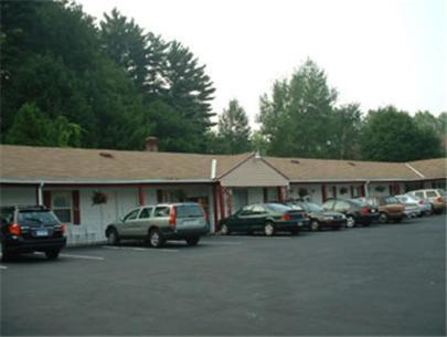 Wagon Wheel Inn Lenox Luaran gambar